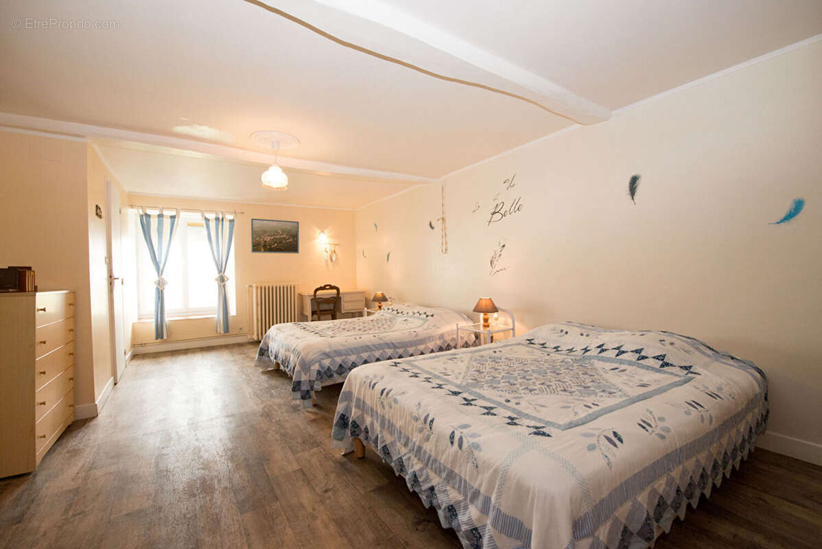 Maison à GIRONDELLE