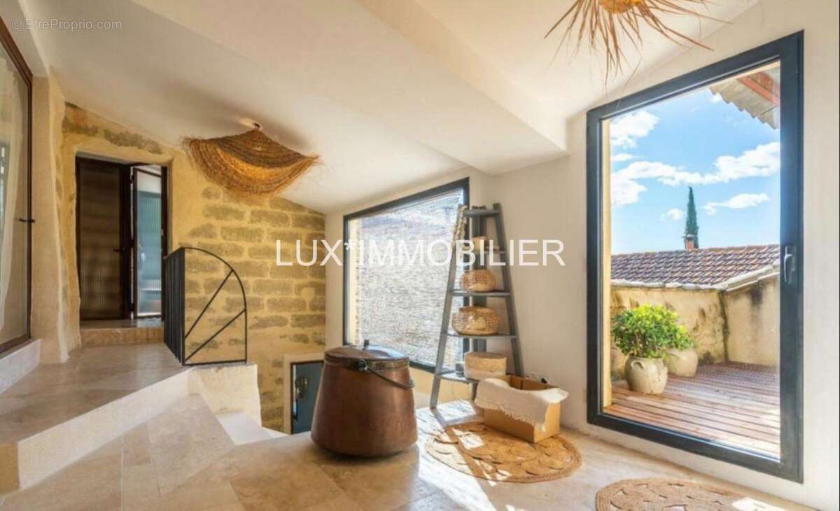 Uzes - mas d'exception sur ancienne propriete viticole - photo 14