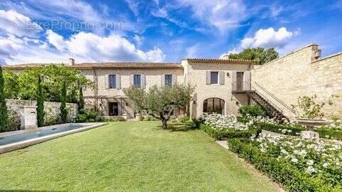 Maison à MAUSSANE-LES-ALPILLES