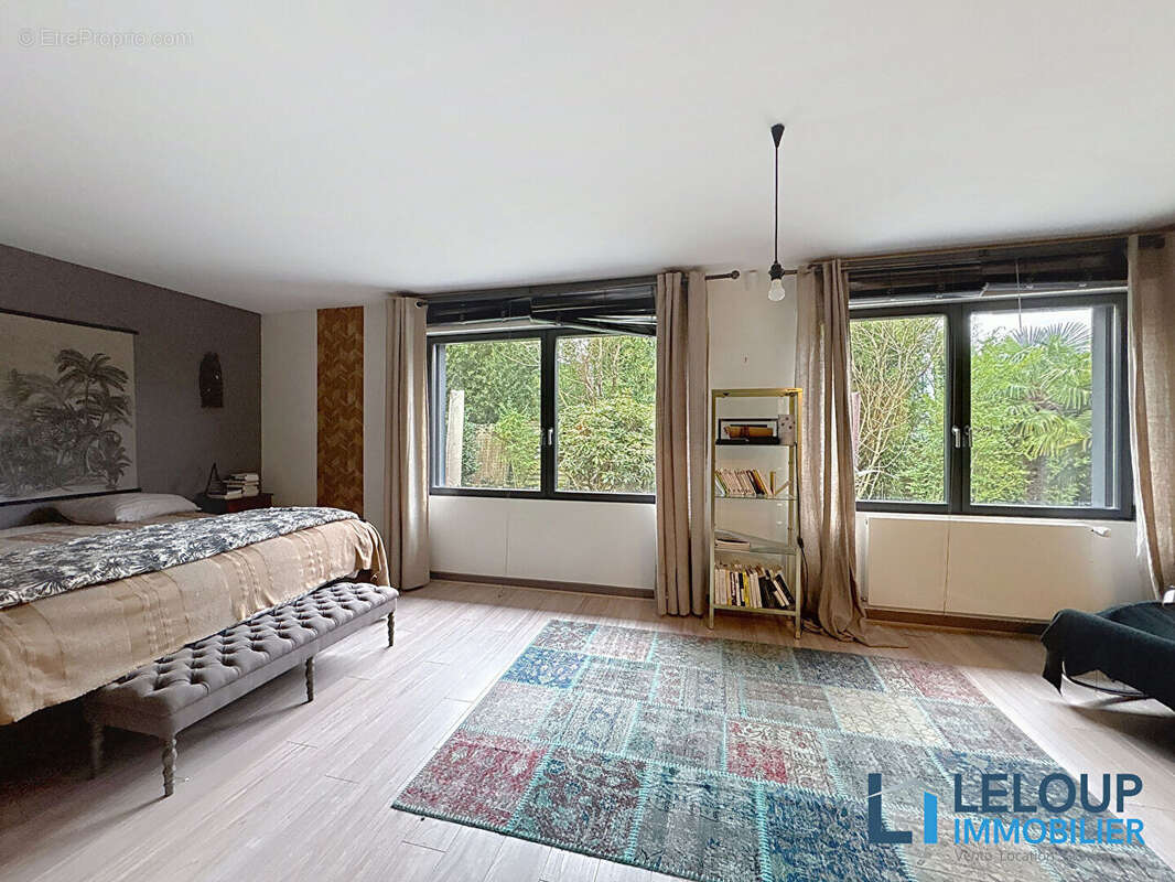 Maison à MONT-SAINT-AIGNAN