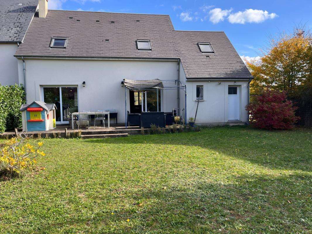 Maison à SAINT-DENIS-EN-VAL