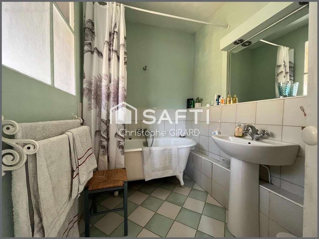 Photo 8 - Maison à LA BASTIDE-DES-JOURDANS