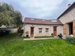 Maison à RAMBOUILLET