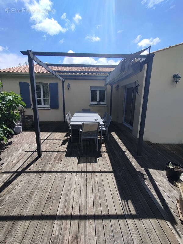Maison à ANAIS