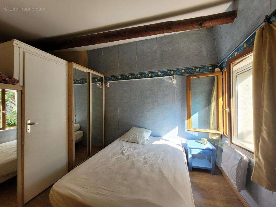 Maison à VINON-SUR-VERDON