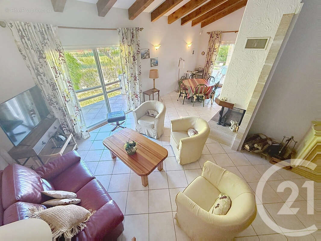 Maison 155 m² à Santa-Lucia-Di-Moriani  - photo 3