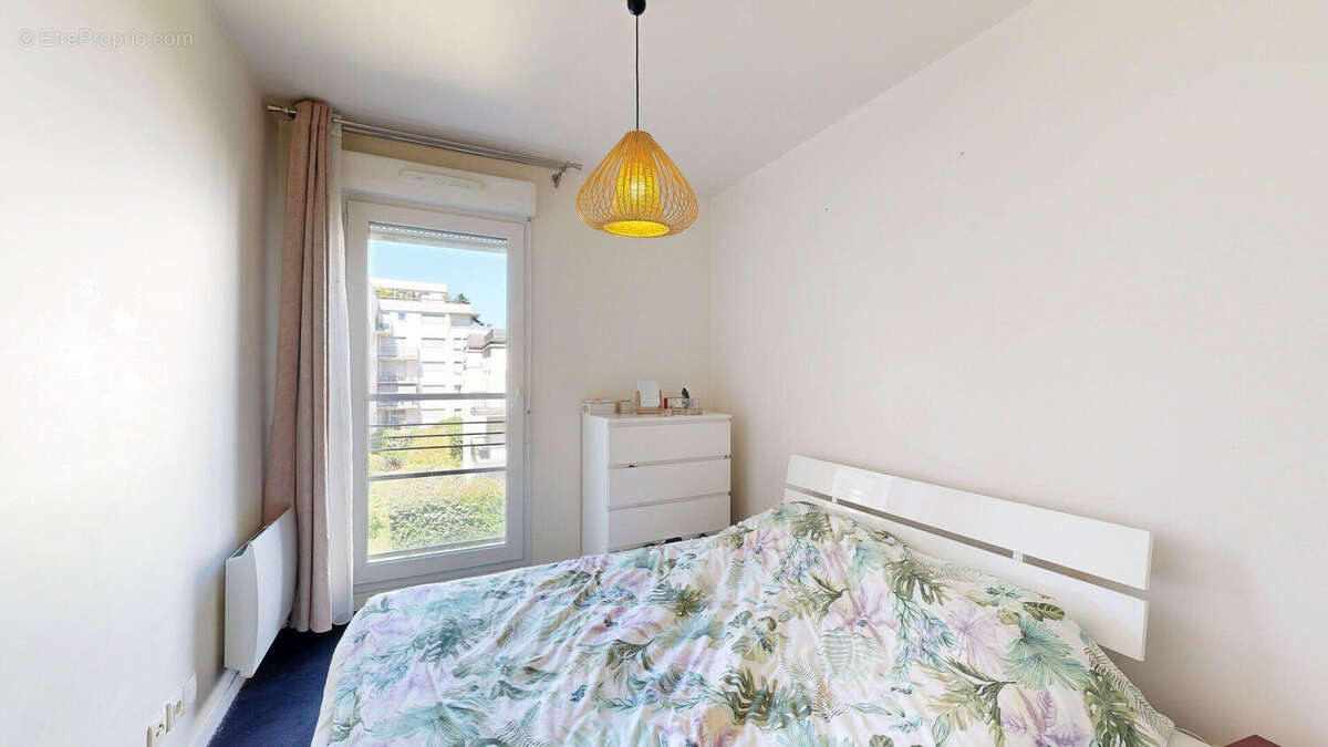 Appartement à NANTERRE