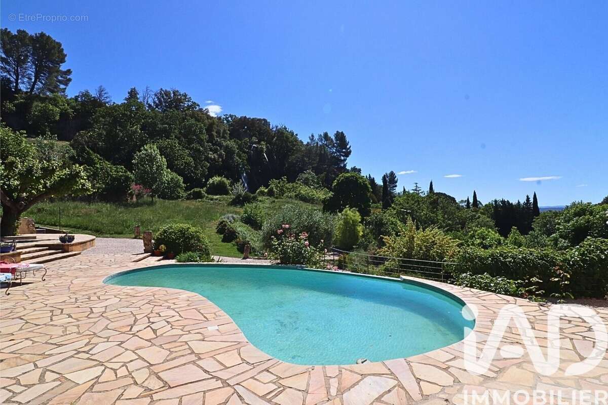 Photo 2 - Maison à COTIGNAC