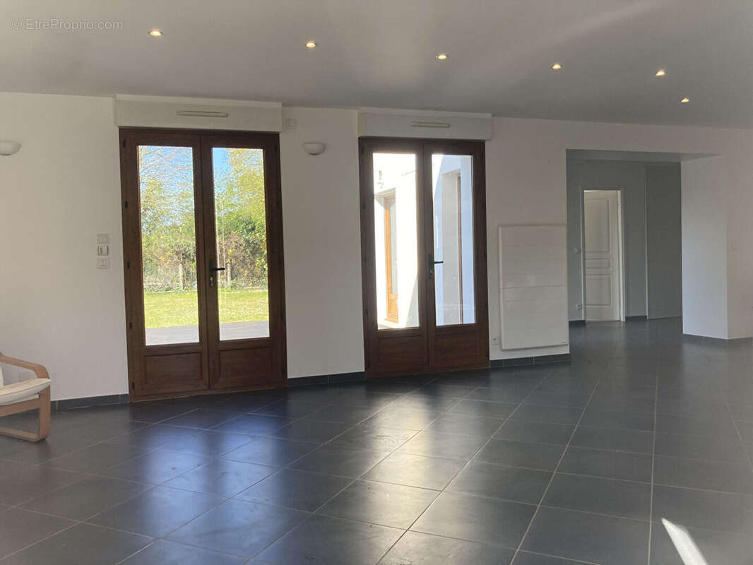 Maison à CONDE-SUR-VESGRE