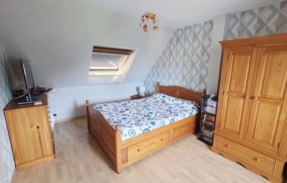 Maison 6 pièces / 111 m² / 298 000 EUR / CAMBLAIN-L'ABBE - photo 15