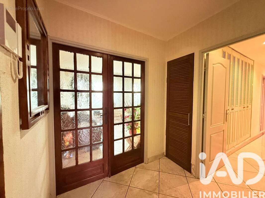 Photo 5 - Appartement à SARCELLES