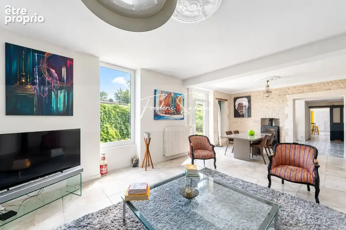 Maison 7 pièces 192 m² à vendre à Saint-Hilaire-La-Palud (79210) - photo 4