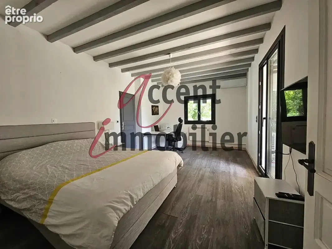 Maison Caumont Sur Durance 5 pièce(s) 244 m2 - photo 12