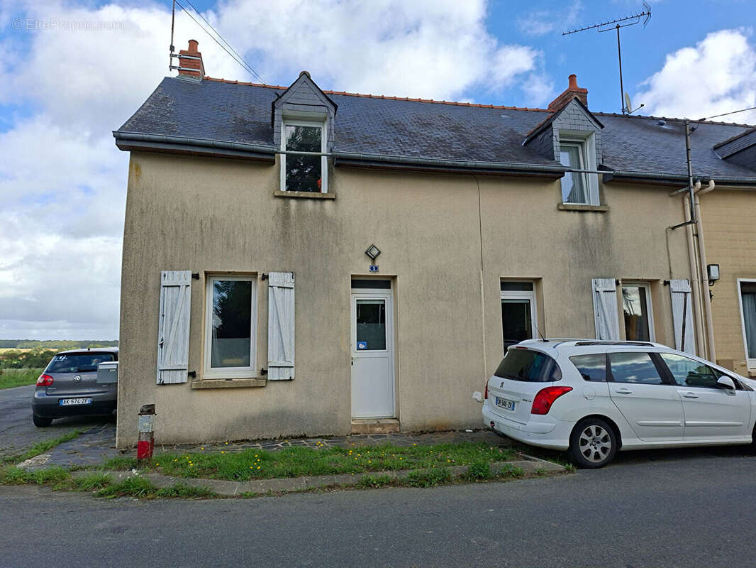 Maison à COESMES