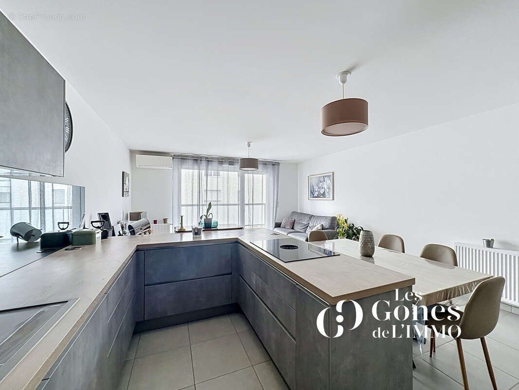 Appartement à CRAPONNE