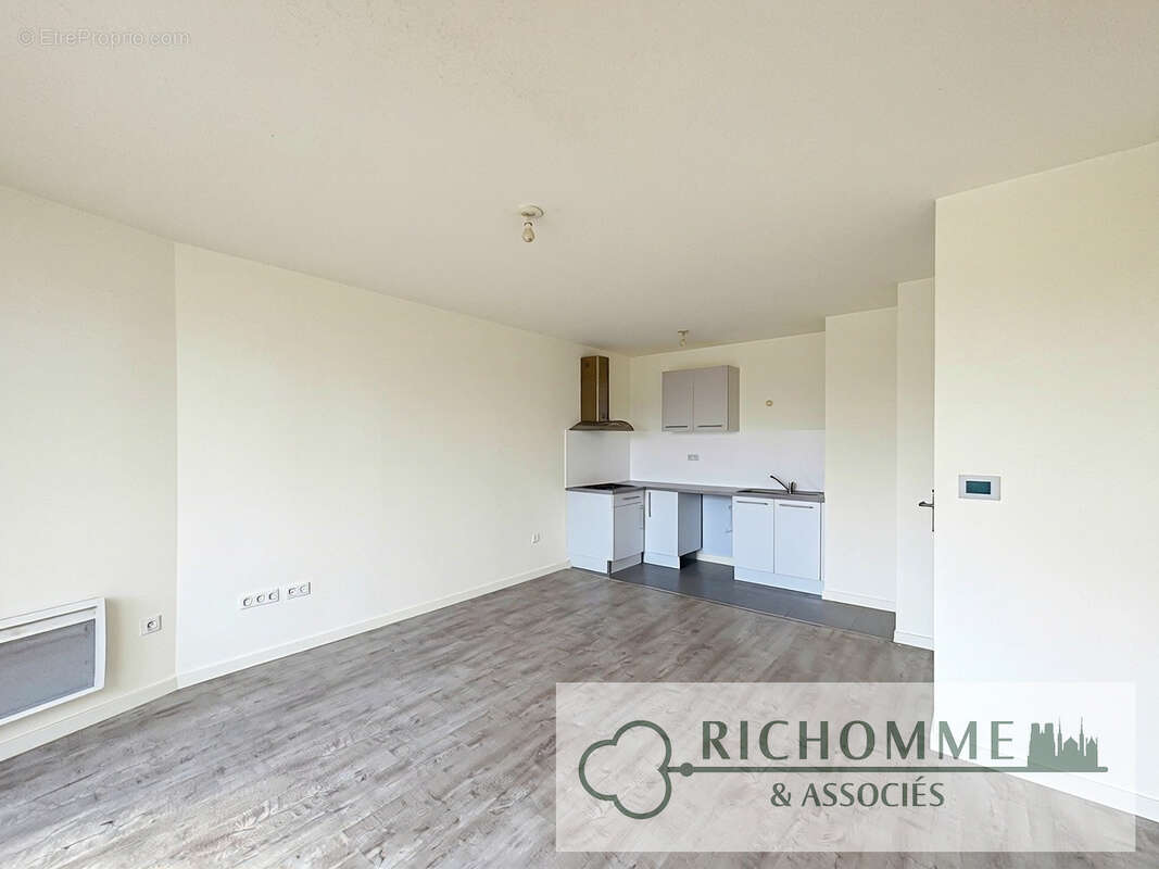 Appartement à BEZANNES