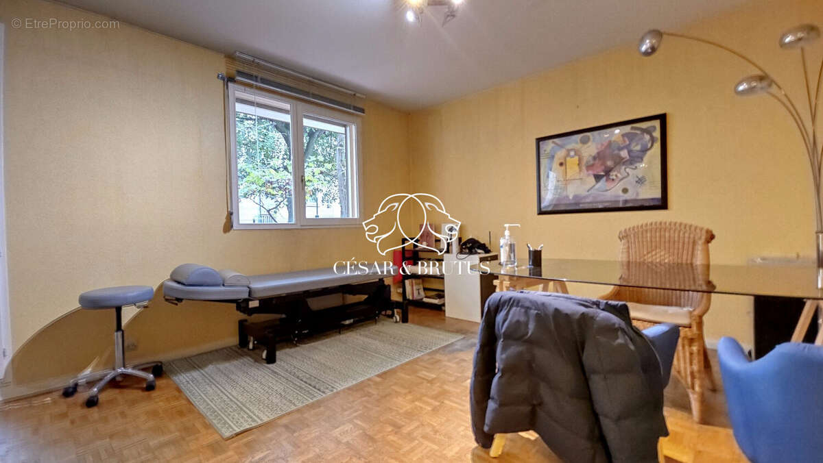 Appartement 64 m² à Lyon-3e  - photo 3