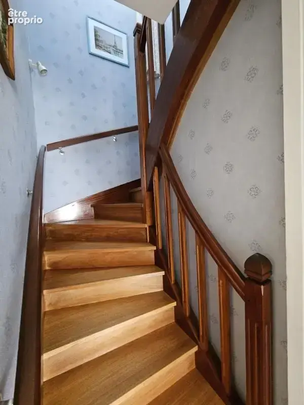 Maison familiale avec 4 chambres dépendances et terrain COUF - photo 6