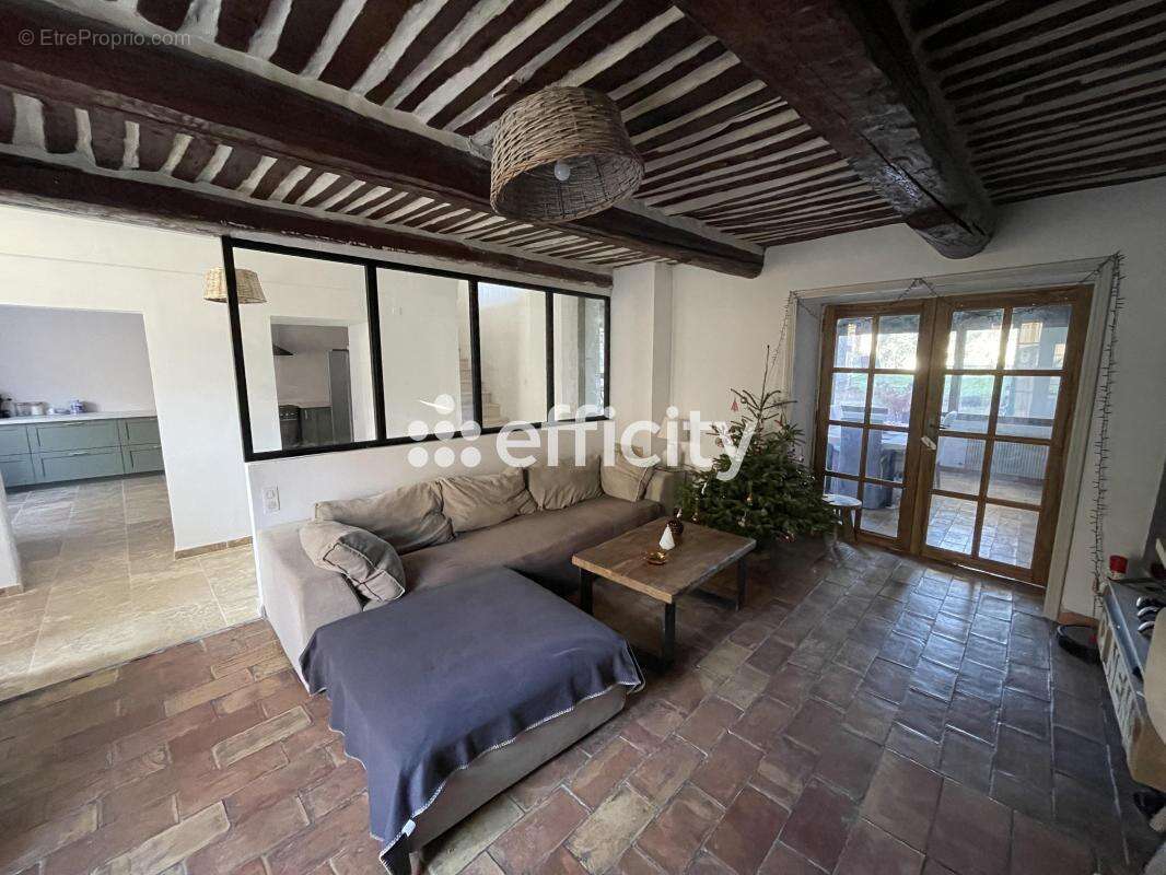 Maison à SAINT-MARTIN-DE-CASTILLON