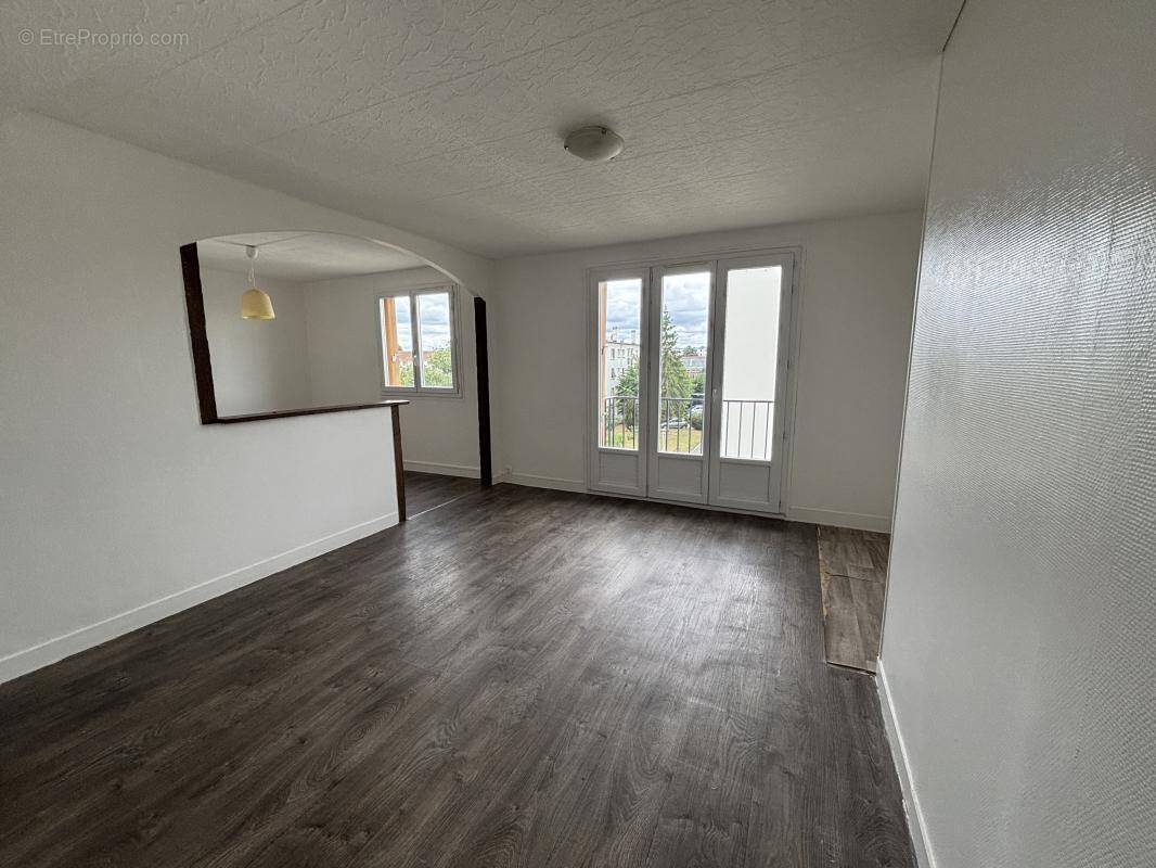 Appartement à MANTES-LA-JOLIE