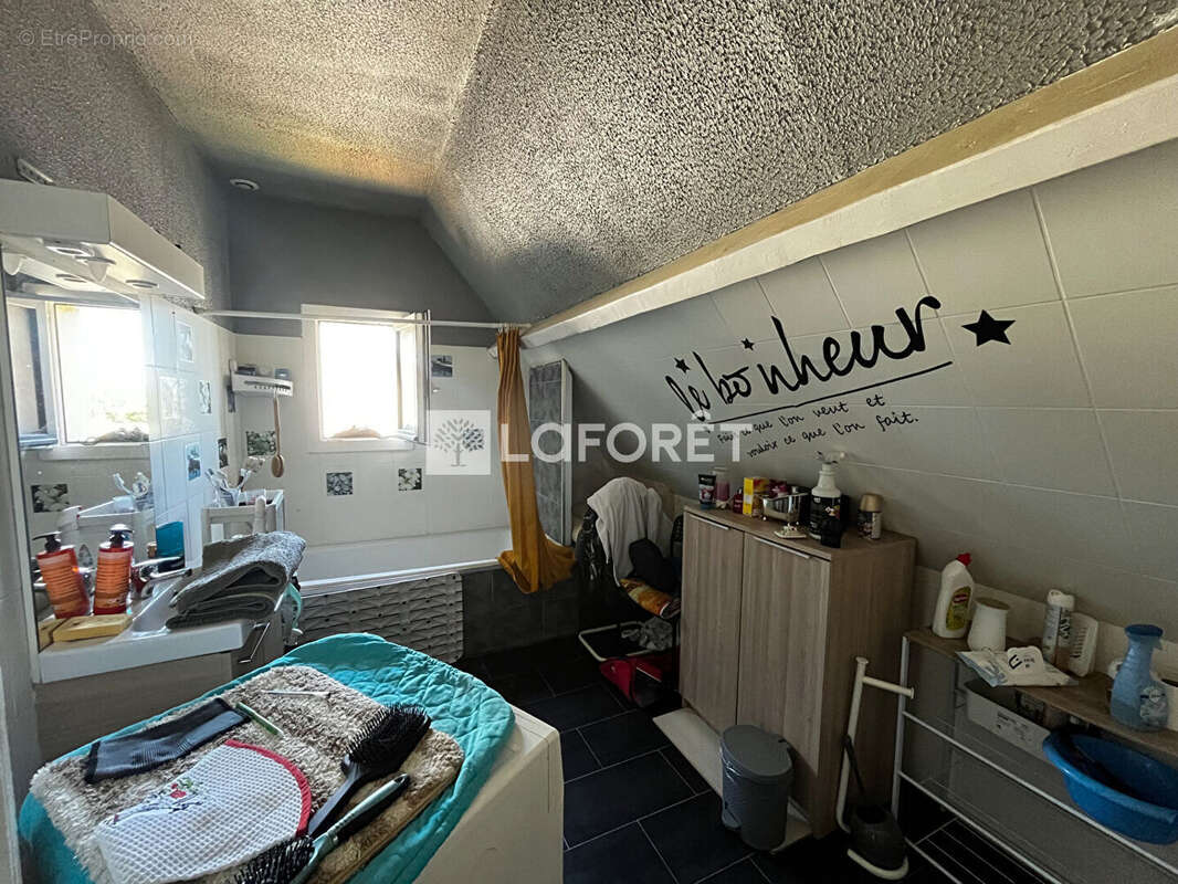 Maison à FRENOUVILLE