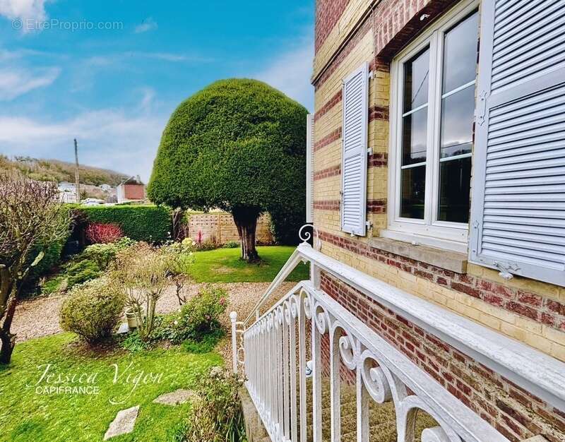 Maison à MONTIVILLIERS