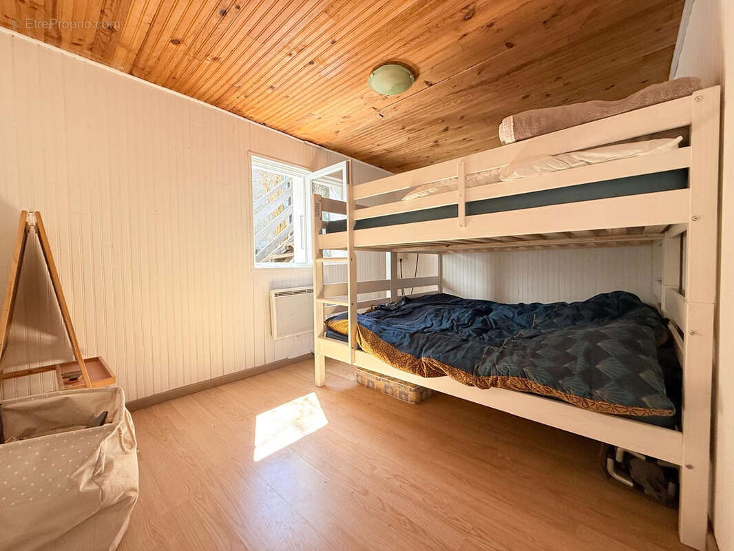 Appartement à MATEMALE