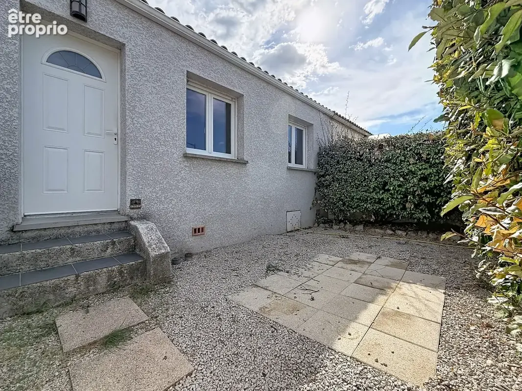 GIGNAC (34) Maison à vendre 4 pièces de plain pied 92 m2, 250 m2 de terrain, garage, parking - photo 15