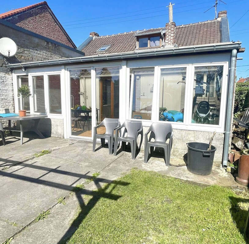 Maison 75 m² à Vieux-Conde  - photo 9