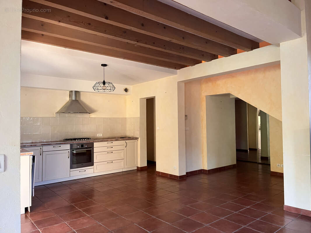 Maison à TOURNON-SUR-RHONE