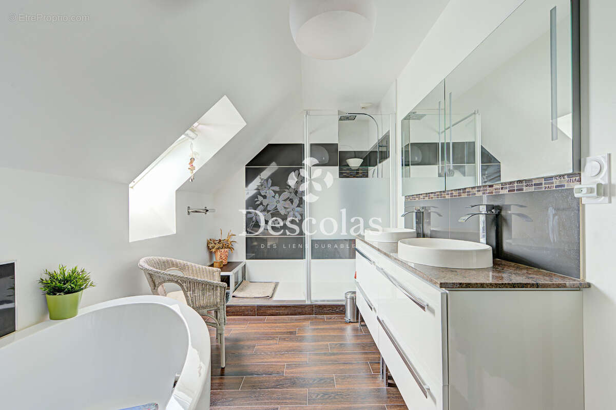 Maison familiale Saint-Germain-en-Laye - 200m2 - photo 25