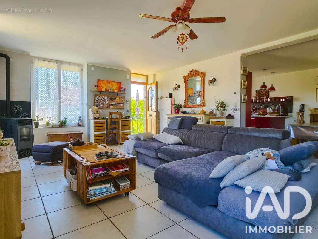 Maison 140 m² à Maurs  - photo 2