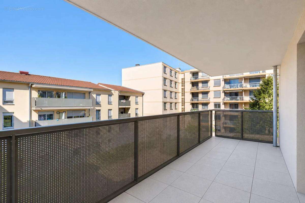Appartement à VENISSIEUX