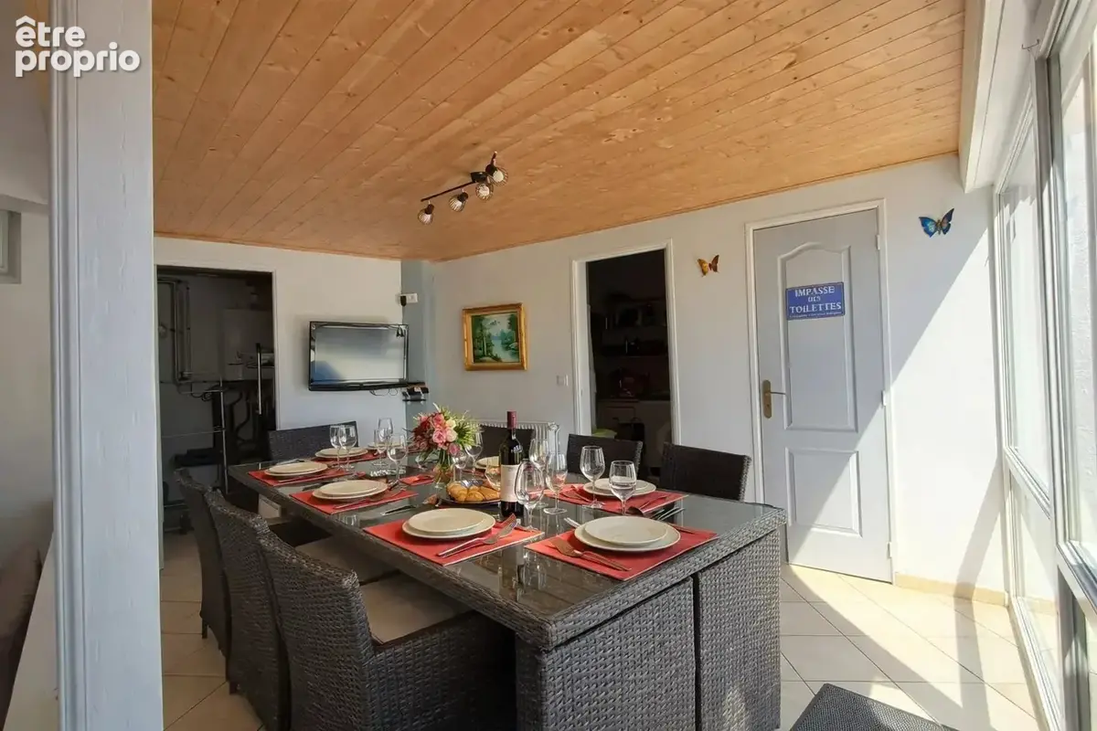 Grande maison de caractère à bessay sur allier - photo 12