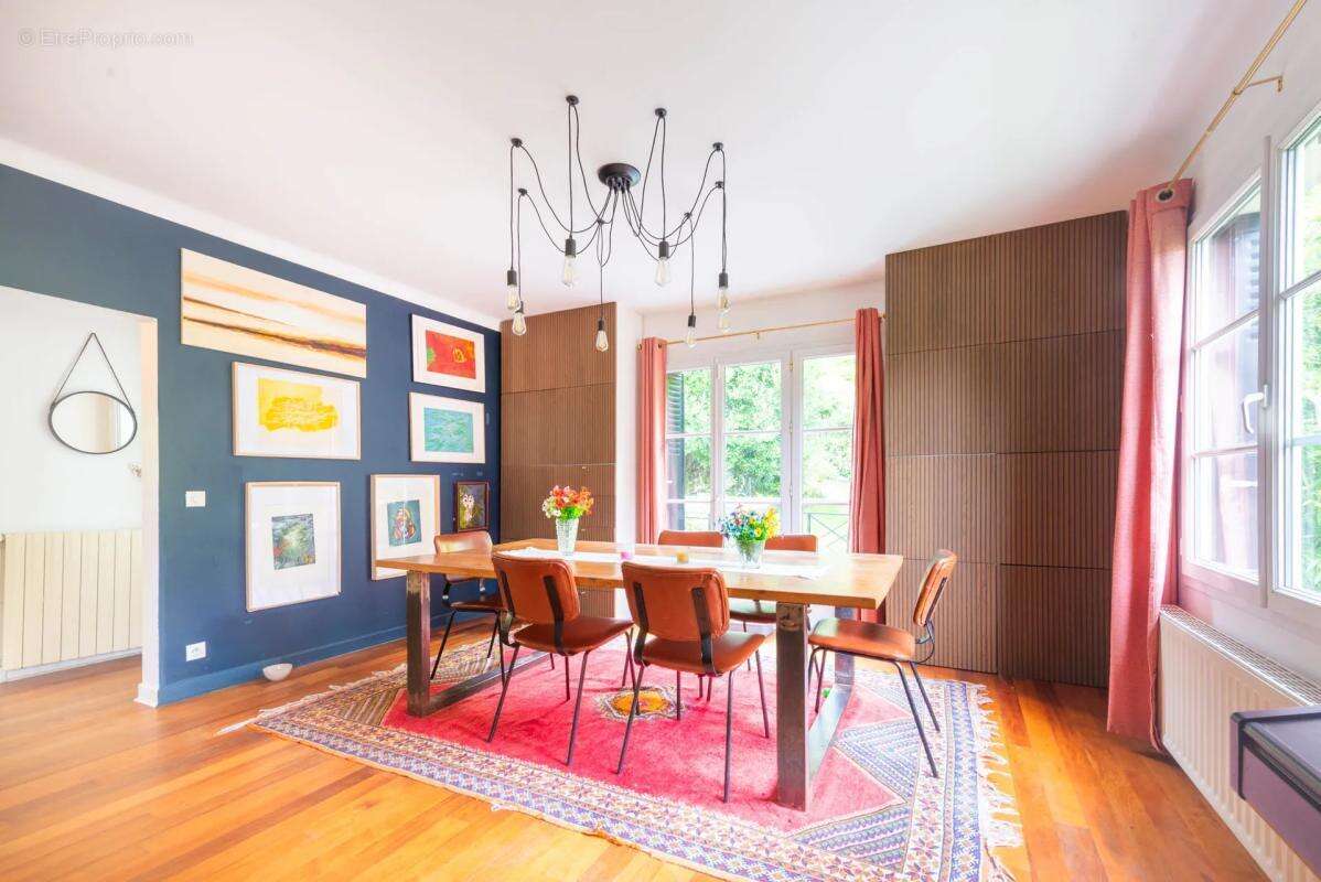 Maison à L'ETANG-LA-VILLE