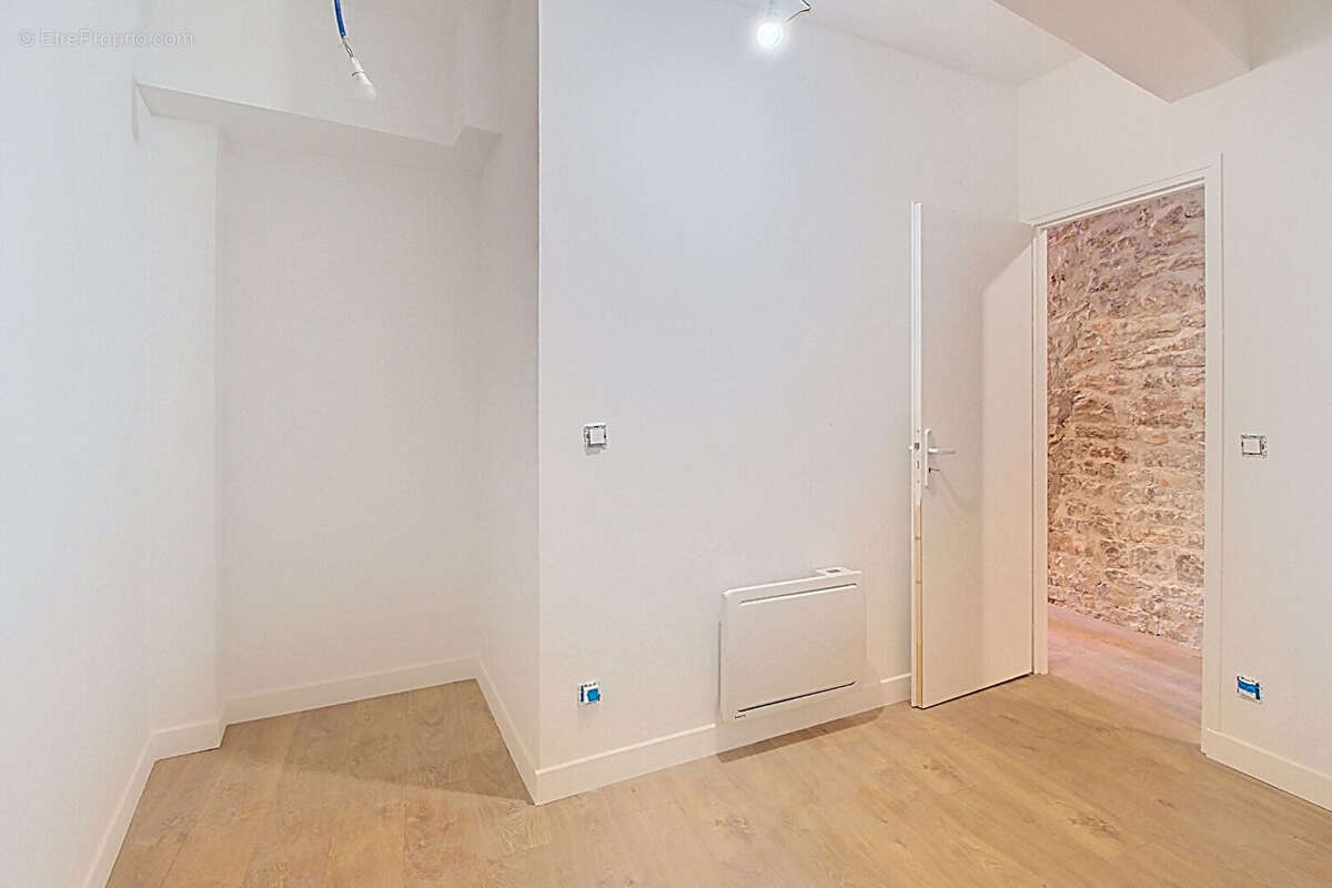 Appartement à LORGUES
