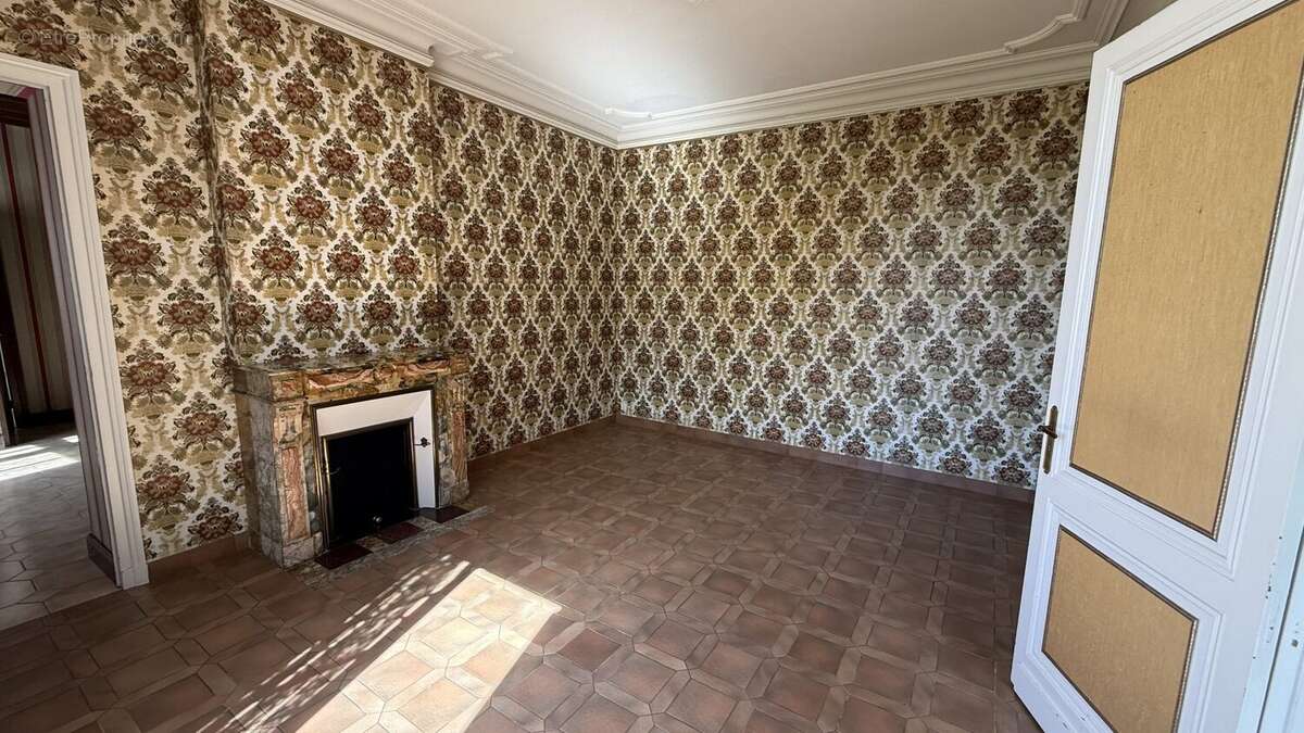 Maison à LANDIRAS