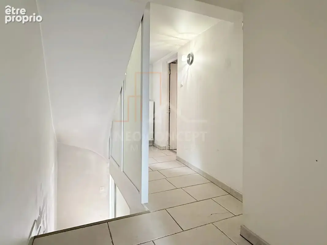 REICHSHOFFEN – Maison de ville en triplex avec dépendance - photo 8
