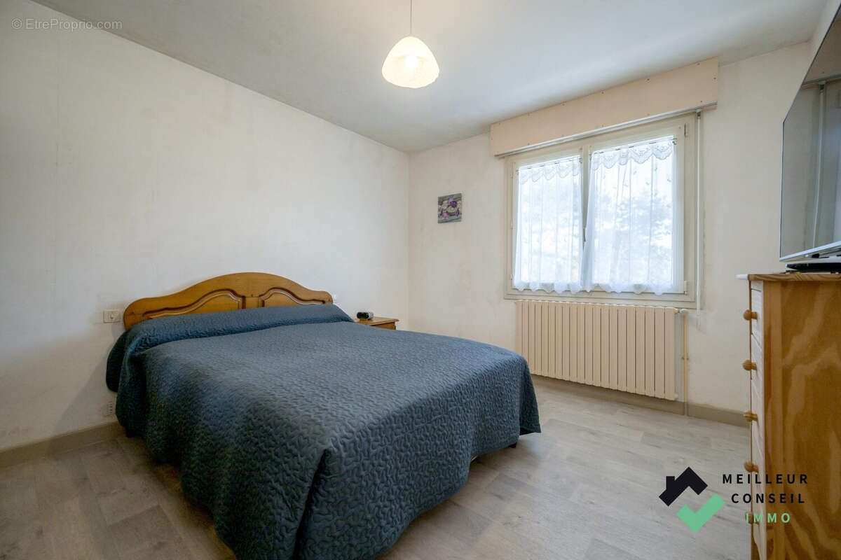 Maison à SAINT-JULIEN