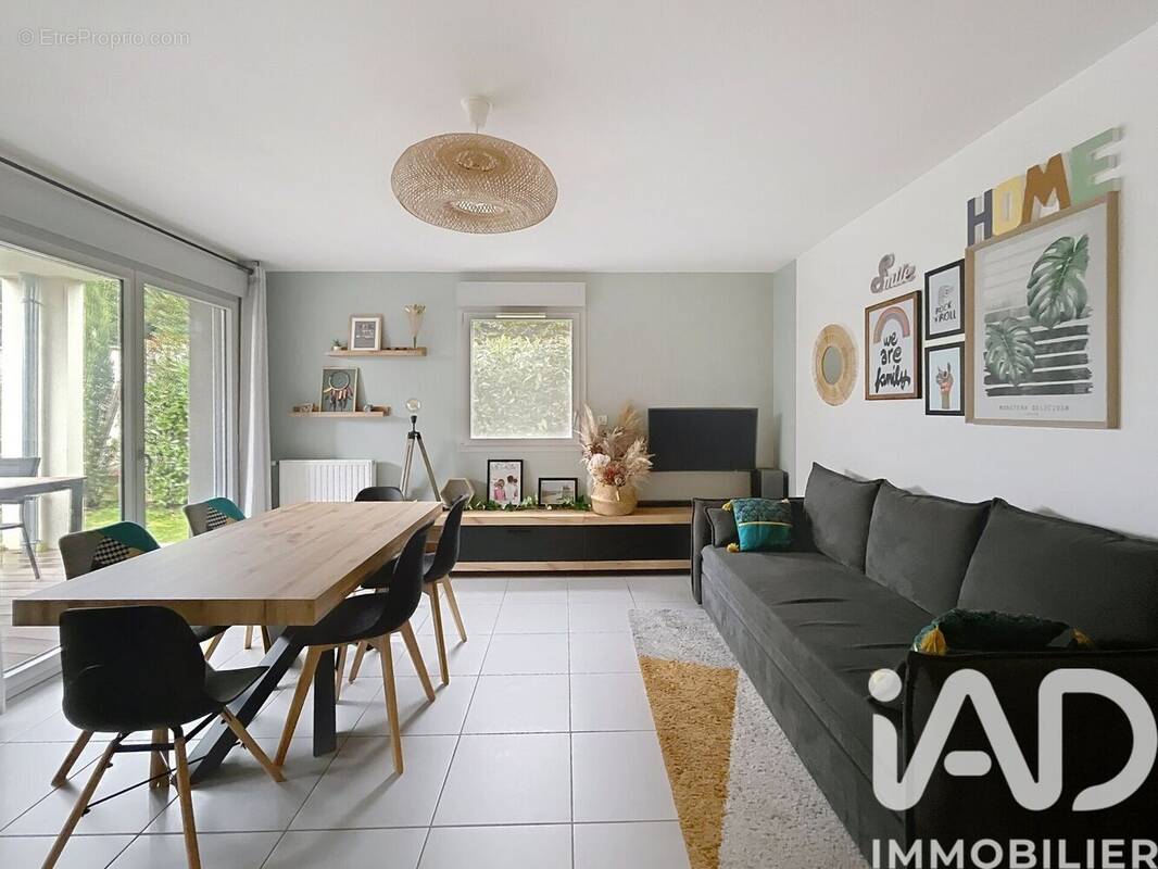 Photo 1 - Appartement à CORBAS