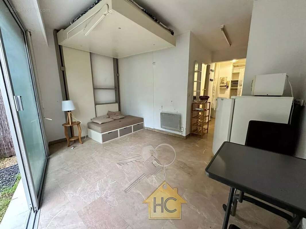 Appartement à LE CANNET