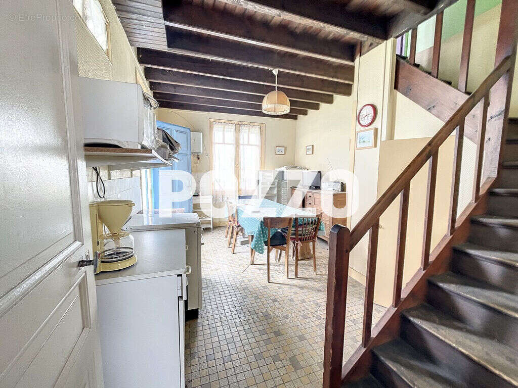 Agon coutainville, maison à rénover sur terrain de 123 m² exposé plein sud,  à 1 km environ de la plage et commerces - photo 8