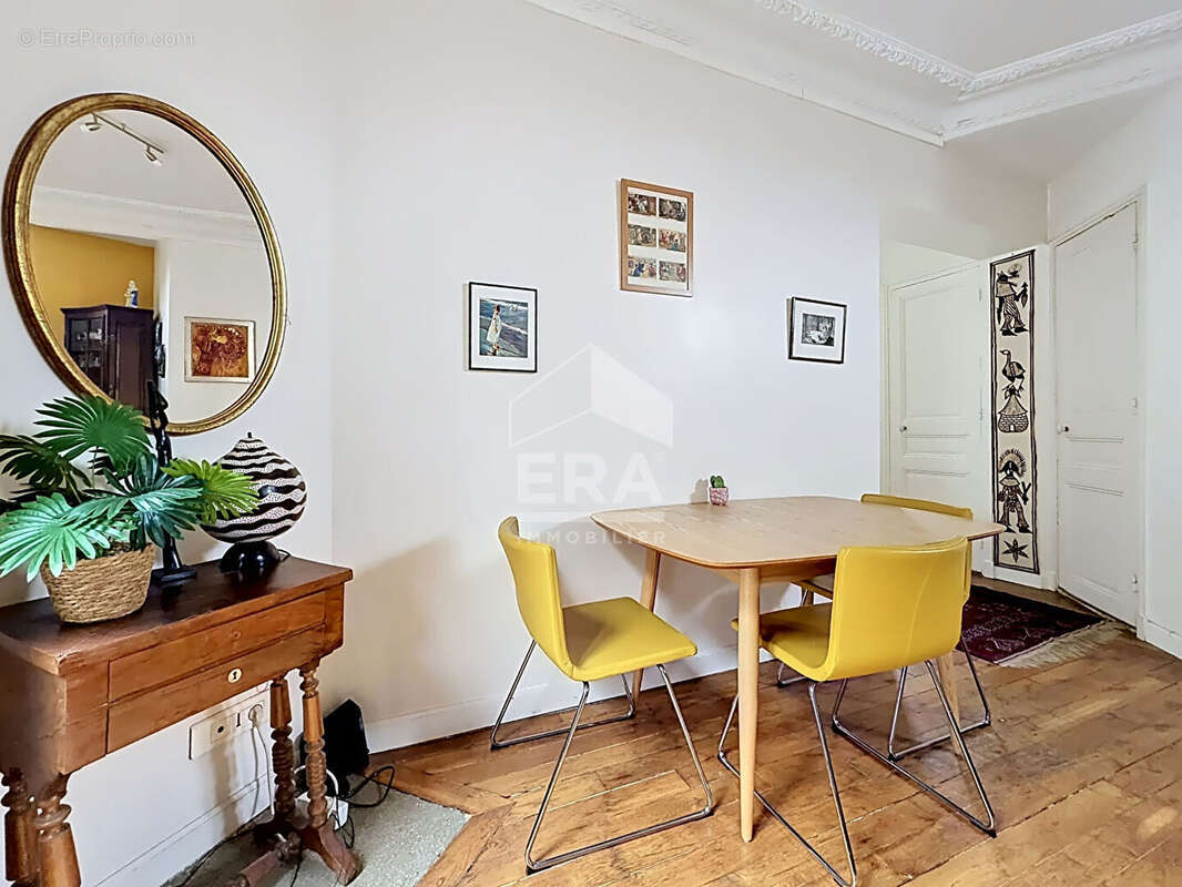 Appartement à PARIS-12E