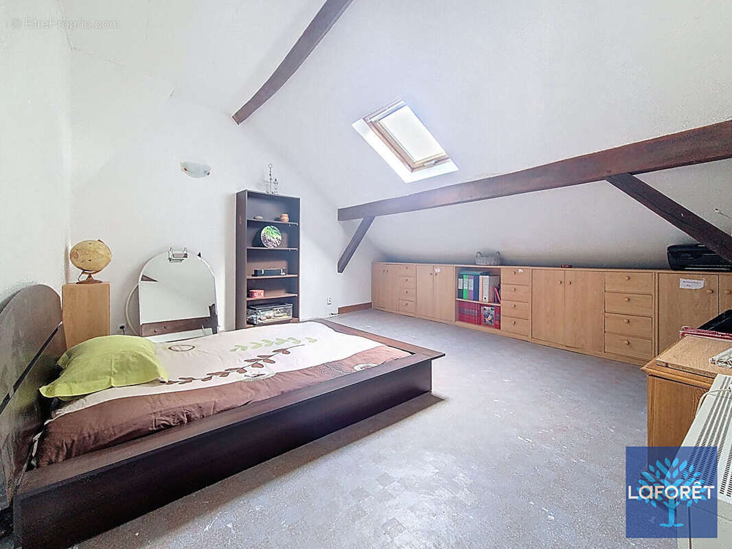 Maison à MORIGNY-CHAMPIGNY