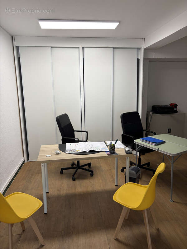 Commerce à MARSEILLE-3E