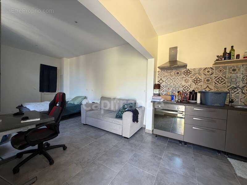 L'Île-Rousse centre – Ensemble immobilier 200 m² sur 1600 m² terrain à fort potentiel à 100 mètres des plages - photo 8