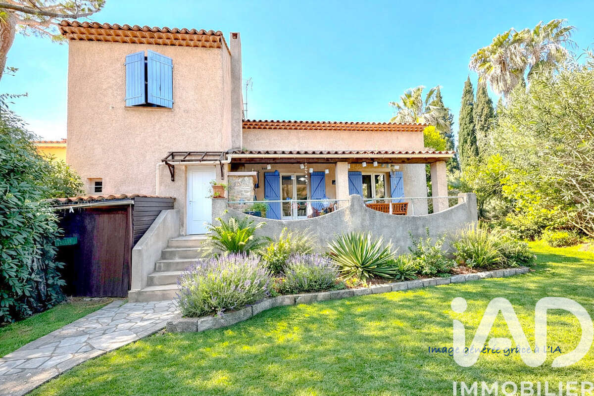 Photo 3 - Maison à FREJUS