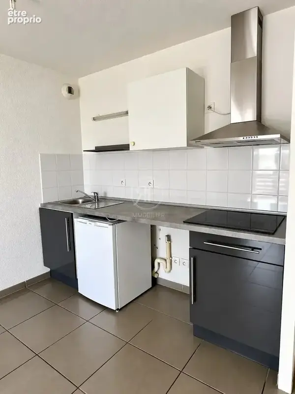 Appartement T2 Balcon + Parking - photo 4