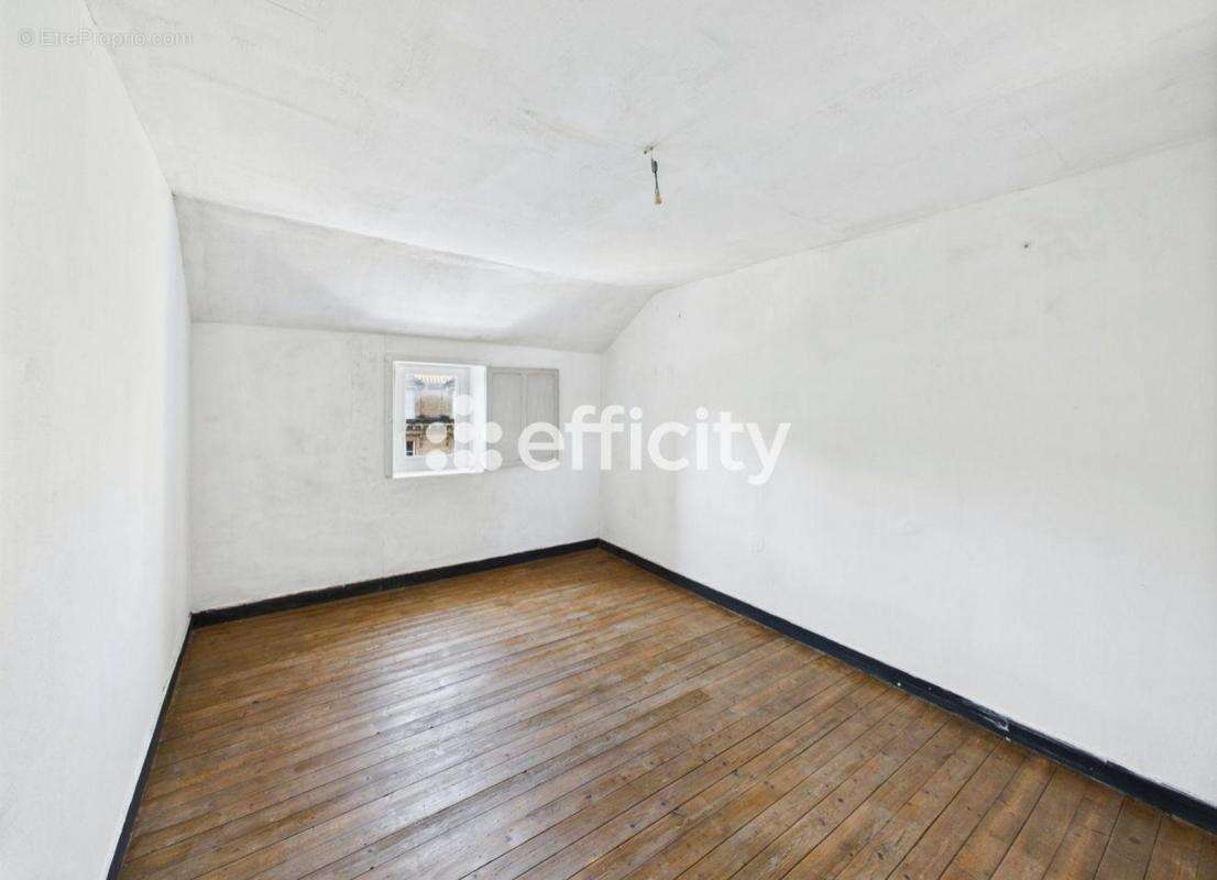 Maison à FONTENAY-LE-COMTE