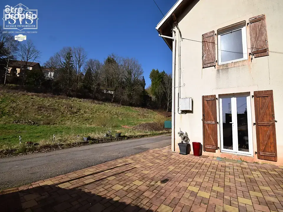 À acheter à Saint-Dié-Des-Vosges (88) : maison 118 m2 sur 6 ares de terrain, au calme. - photo 3